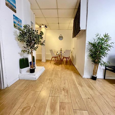 Dotan'S Boutique Guesthouse - By The Beach! テル・アビブ エクステリア 写真