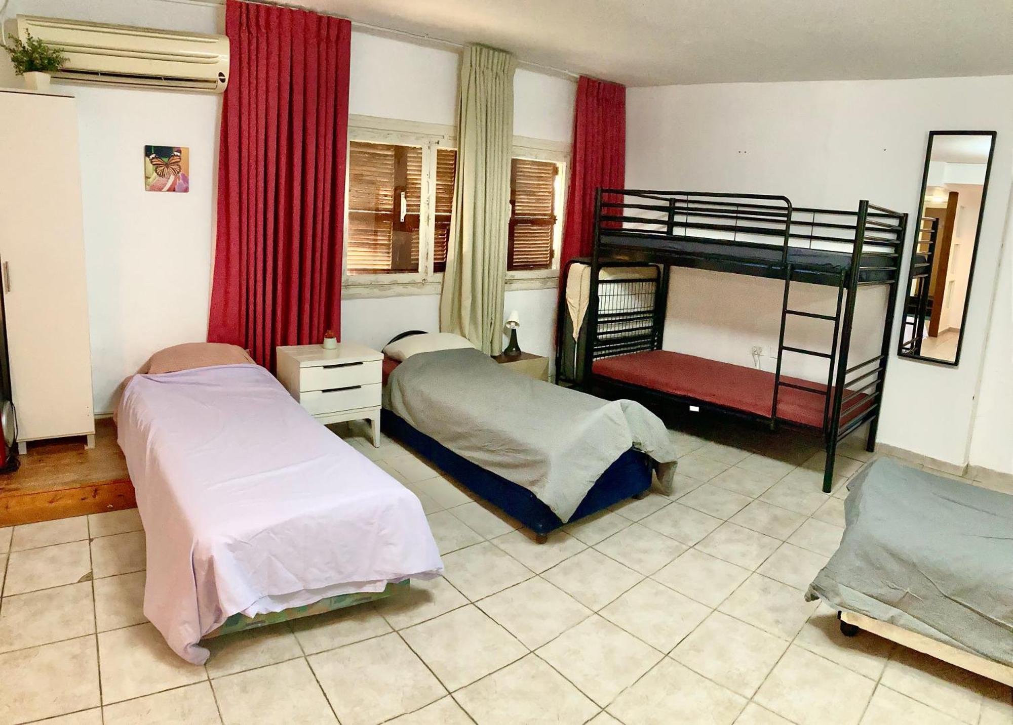 Dotan'S Boutique Guesthouse - By The Beach! テル・アビブ エクステリア 写真