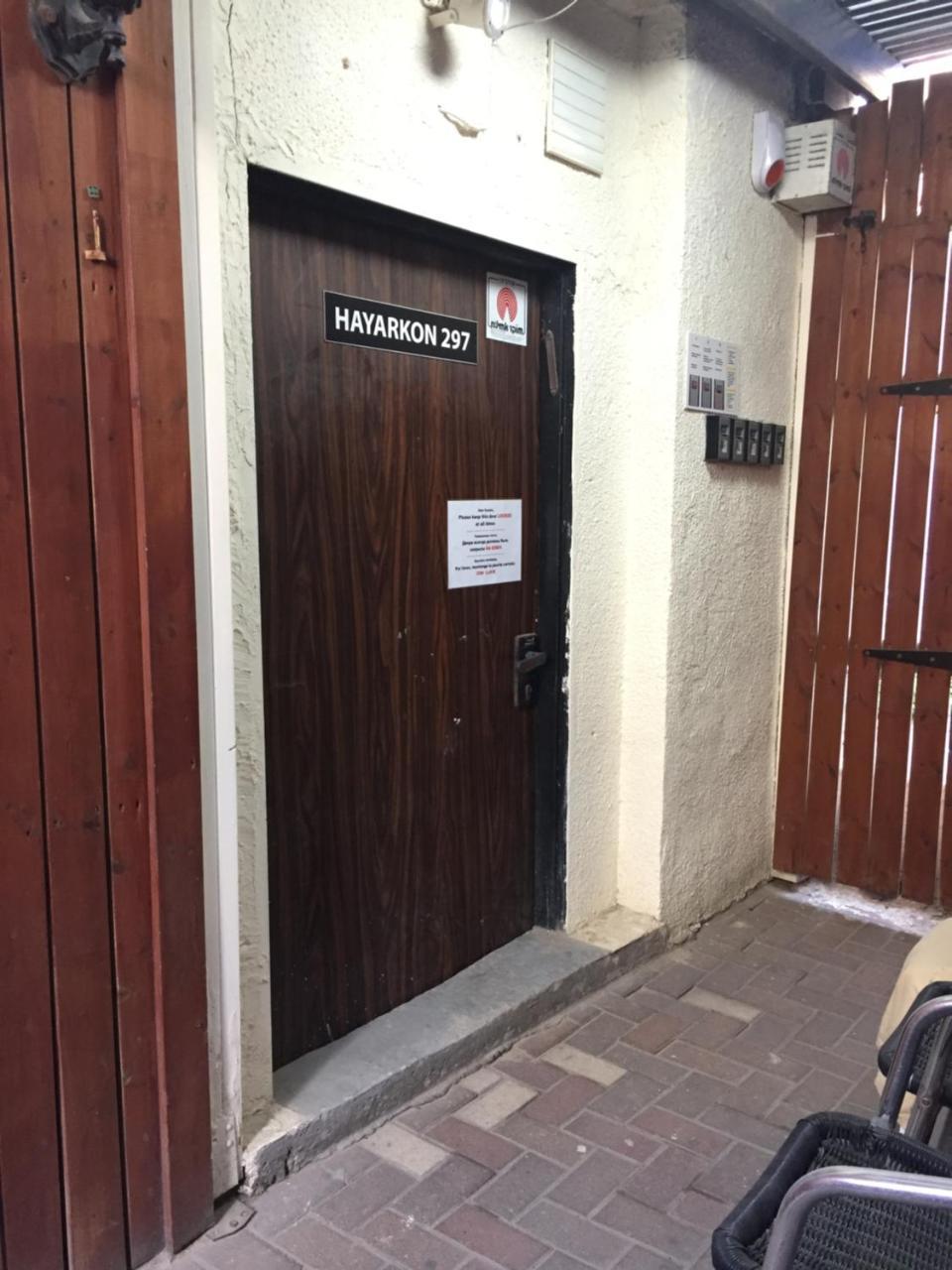 Dotan'S Boutique Guesthouse - By The Beach! テル・アビブ エクステリア 写真